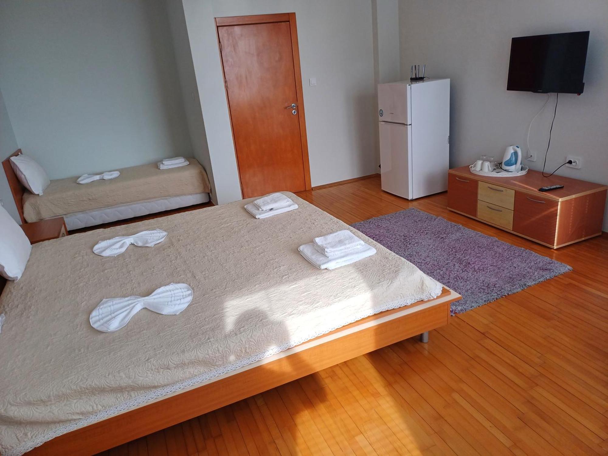 Guest Rooms Deva Burgas Ngoại thất bức ảnh