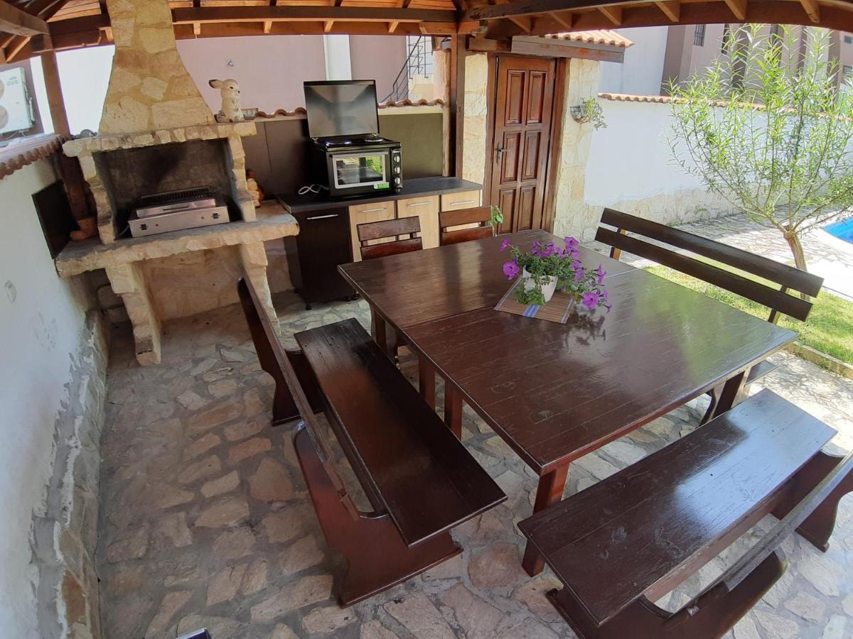 Guest Rooms Deva Burgas Ngoại thất bức ảnh